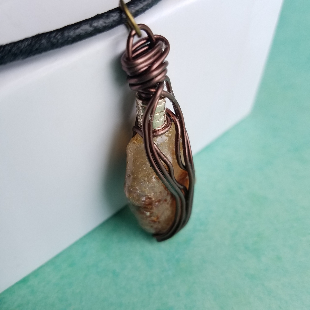 Women's Wire Wrapped Necklace Hand Crafted - Picture 3 of 6